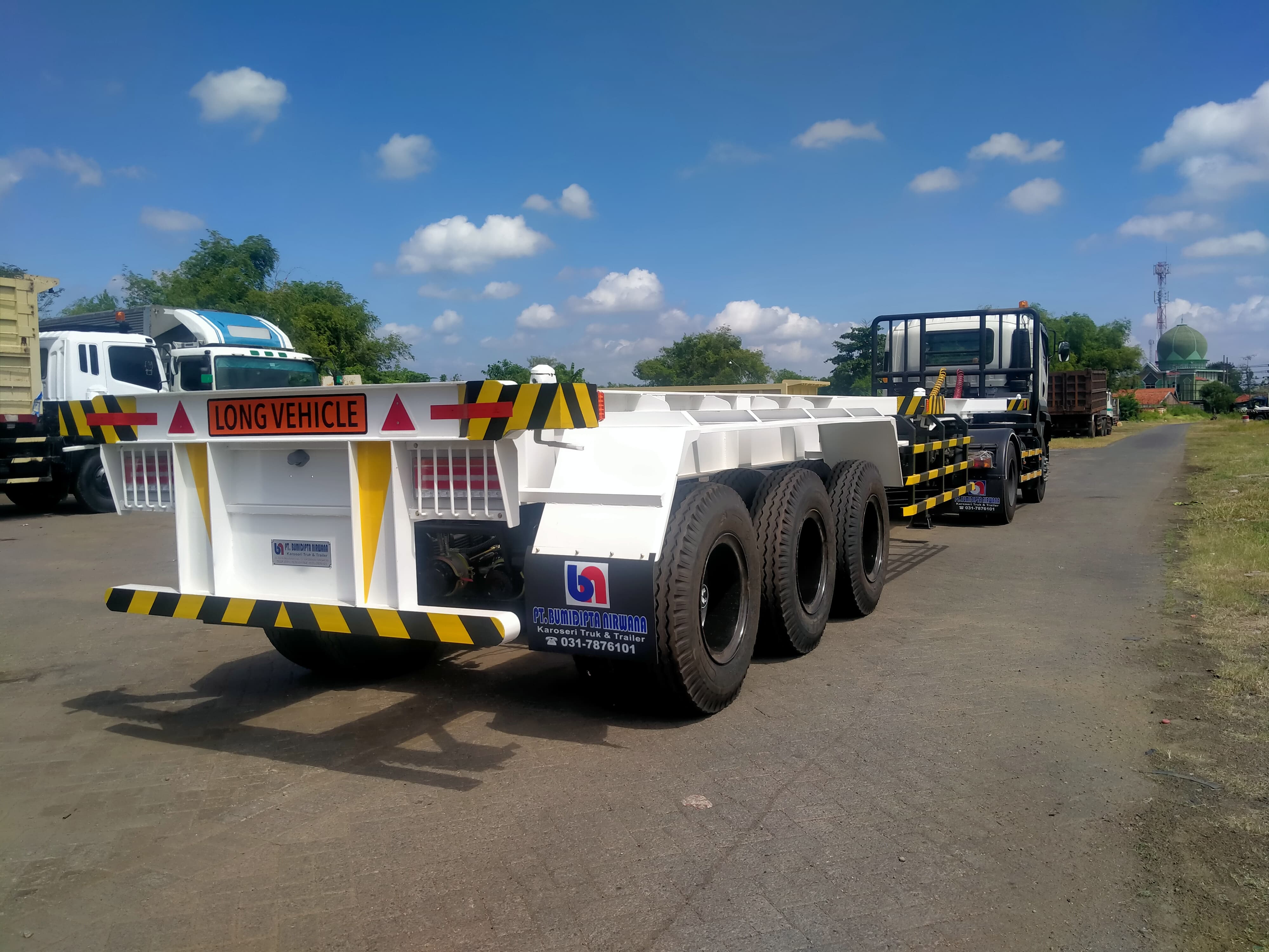 Ekor Trailer 40 Feet Rangka PT. Bumidipta Nirwana